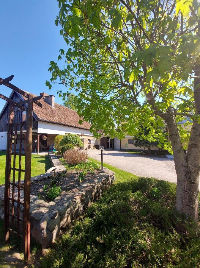 Folwark Tumiany Pokoje & Restauracja Экстерьер фото