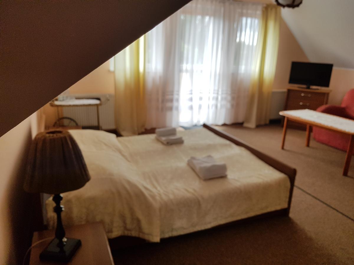 Folwark Tumiany Pokoje & Restauracja Экстерьер фото
