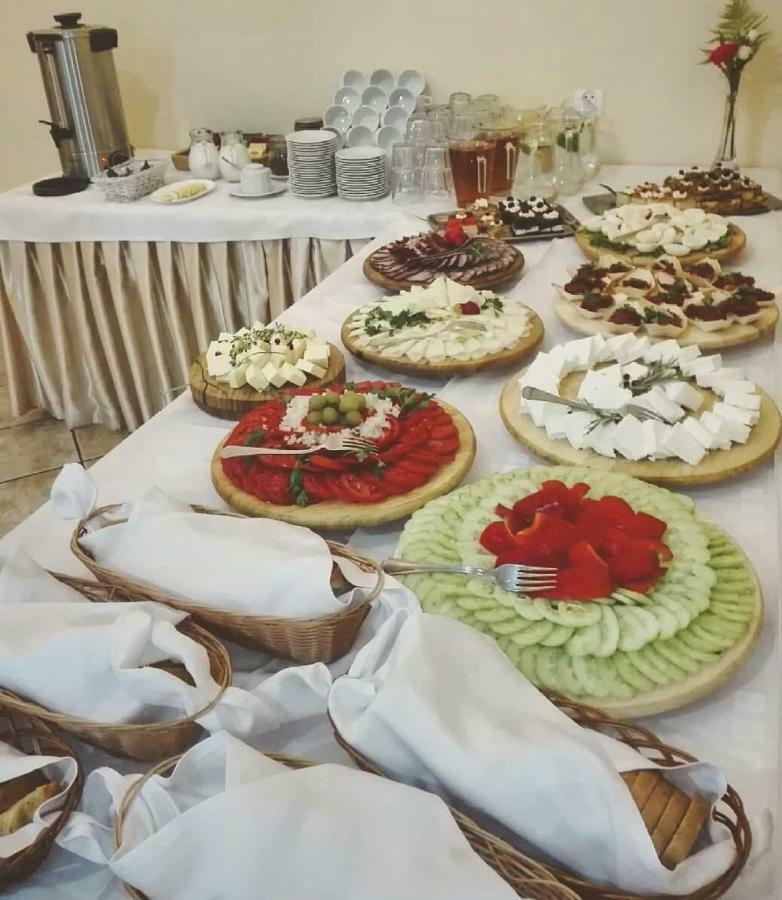 Folwark Tumiany Pokoje & Restauracja Экстерьер фото